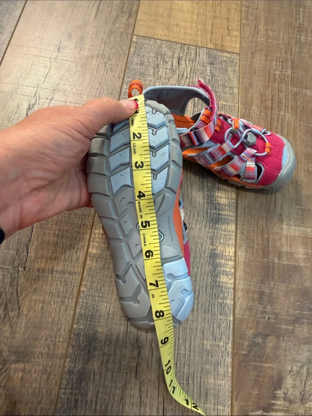 Keen Seacamp II CNX Washable Hiking Sandals Pink Big Kids Size 1